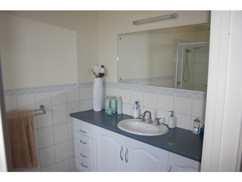 1 Treasure Crescent, Tumby Bay SA 5605