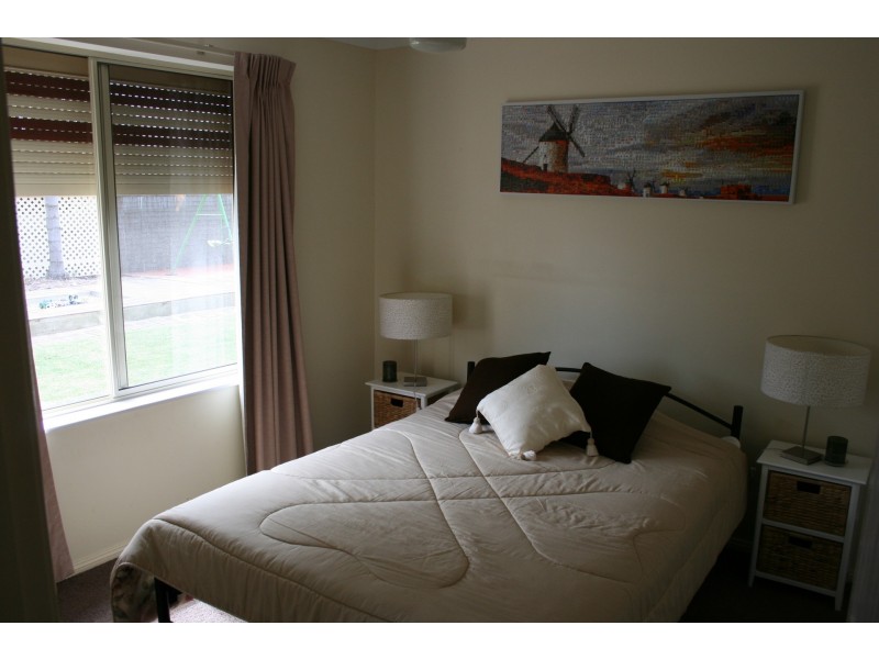 1 Treasure Crescent, Tumby Bay SA 5605