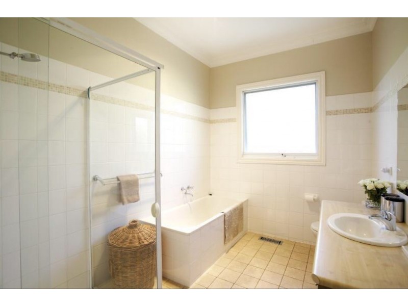 1/25 Canterbury Street, Hughesdale VIC 3166