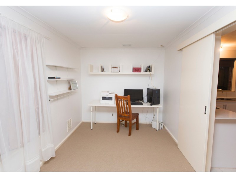 31 Fairfax Road, Swan View WA 6056