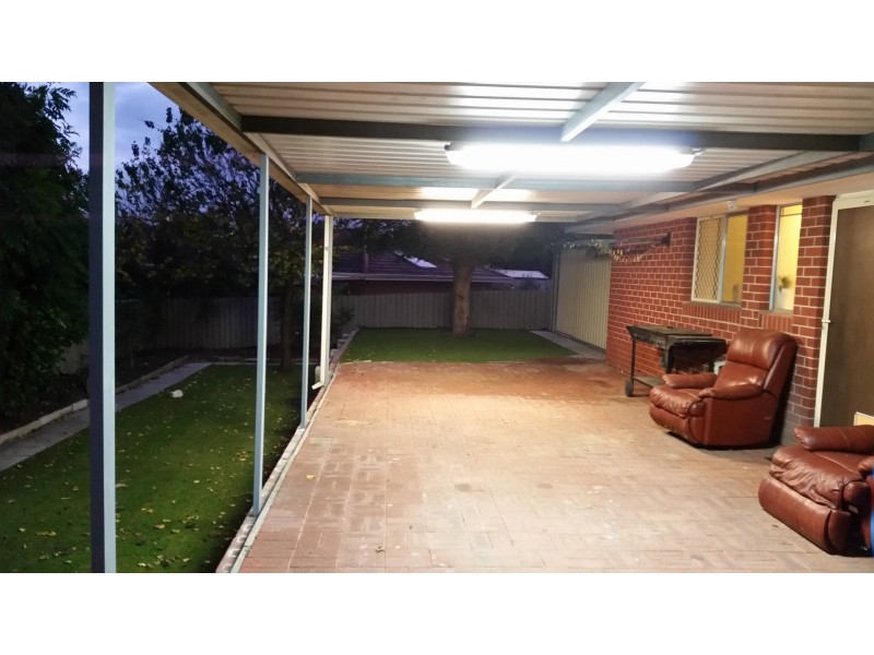 31 Fairfax Road, Swan View WA 6056