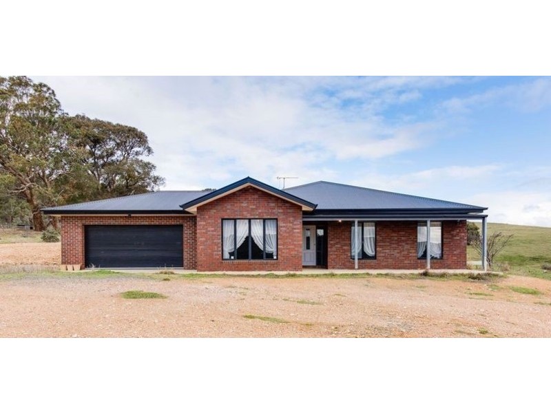 3225 Sunraysia Highway, Lexton VIC 3352