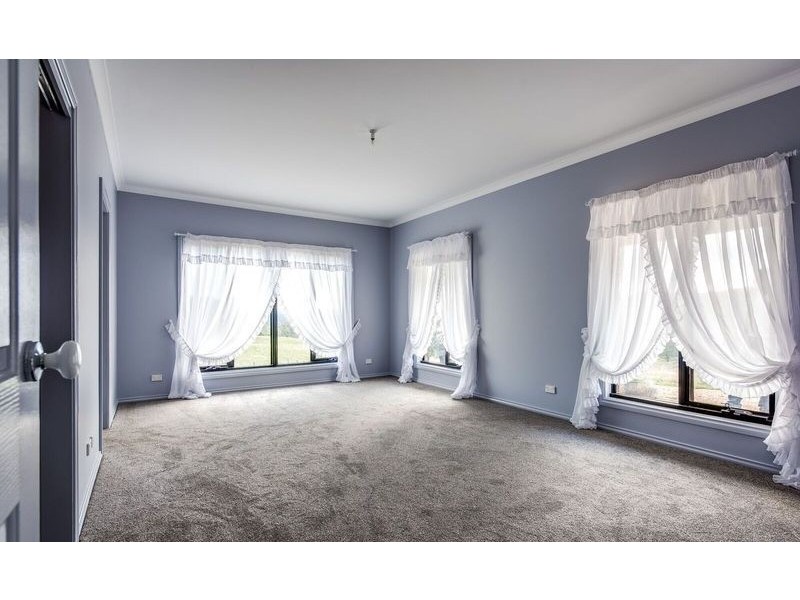 3225 Sunraysia Highway, Lexton VIC 3352