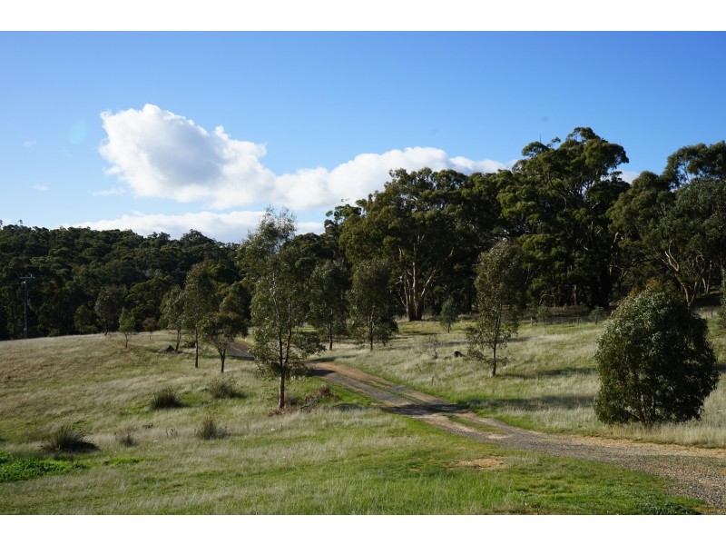 3225 Sunraysia Highway, Lexton VIC 3352