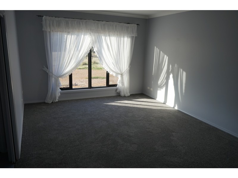 3225 Sunraysia Highway, Lexton VIC 3352
