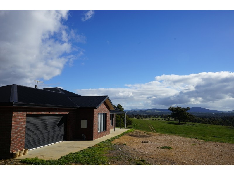 3225 Sunraysia Highway, Lexton VIC 3352