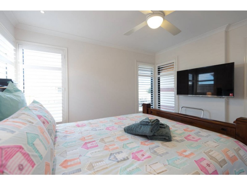 18 Half Moon Crescent, Indented Head VIC 3223