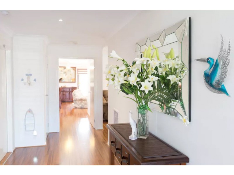 18 Half Moon Crescent, Indented Head VIC 3223