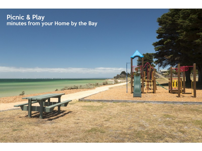 18 Half Moon Crescent, Indented Head VIC 3223