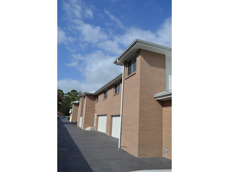 349 Princes Highway, Albion Park Rail NSW 2527