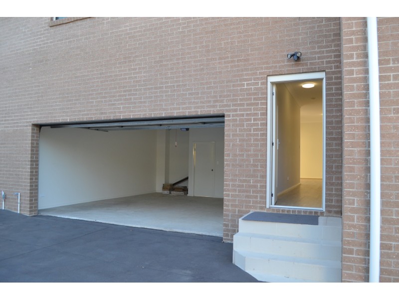 349 Princes Highway, Albion Park Rail NSW 2527