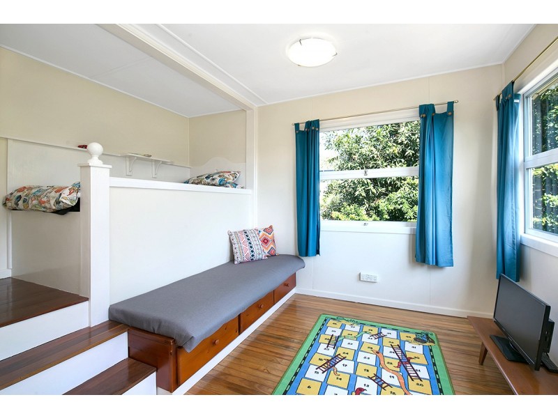 119 Jerrang Street, Indooroopilly QLD 4068
