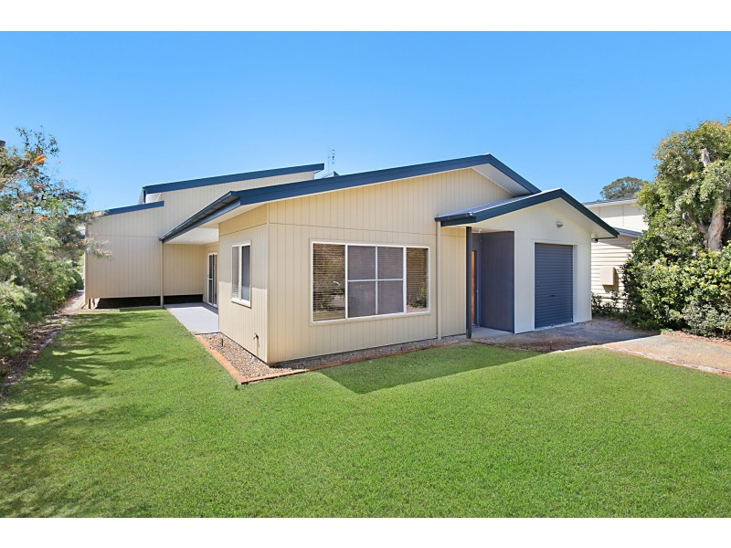 9 Doeblin Drive, South Stradbroke QLD 4216