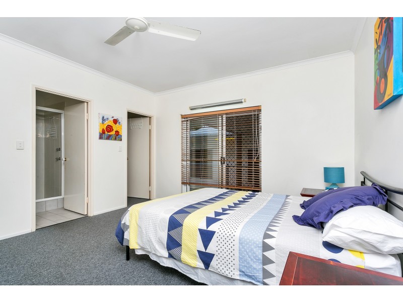 6 Brolga Street, Kewarra Beach QLD 4879