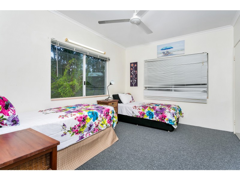 6 Brolga Street, Kewarra Beach QLD 4879