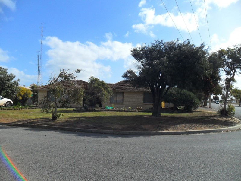 6 Elanora Ave, Tumby Bay SA 5605