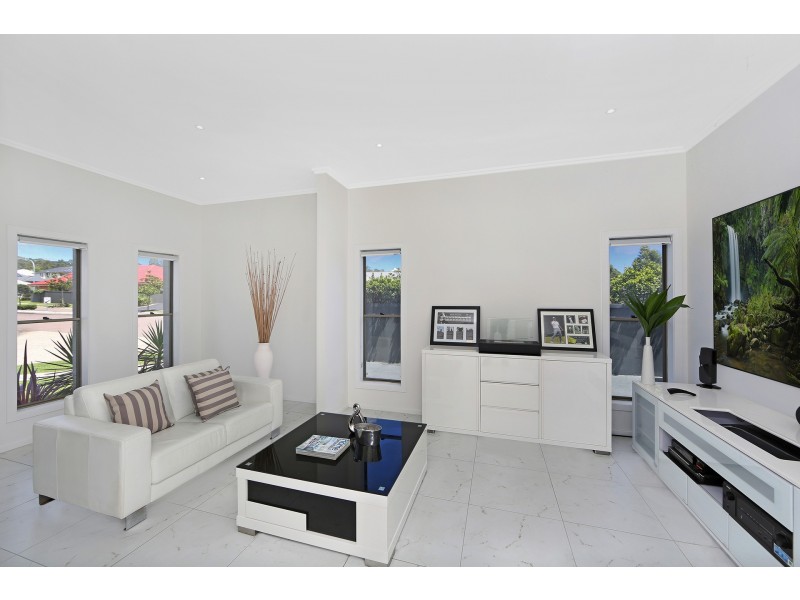 1A Narrabeen Close, Mardi NSW 2259