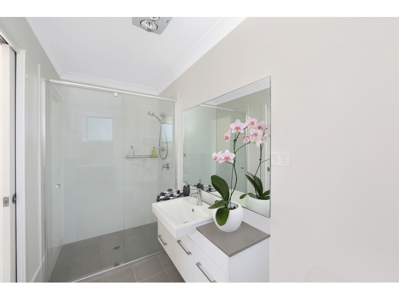 1A Narrabeen Close, Mardi NSW 2259