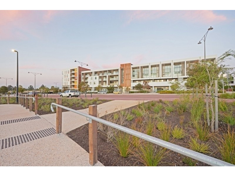 72/16 Midgegooroo Avenue, Cockburn Central WA 6164