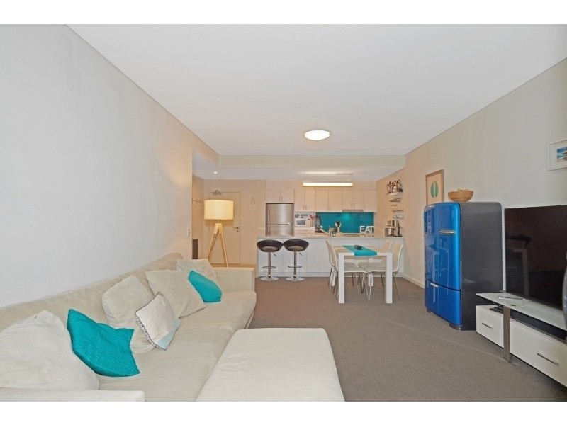 72/16 Midgegooroo Avenue, Cockburn Central WA 6164