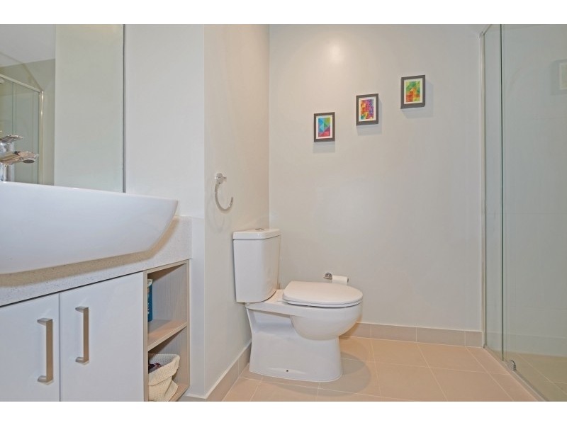 72/16 Midgegooroo Avenue, Cockburn Central WA 6164