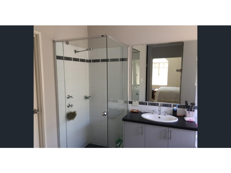 77 Bellavista Parade, Meadow Springs WA 6210