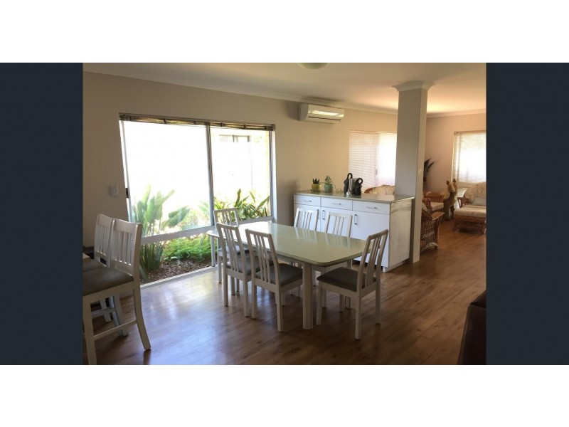 77 Bellavista Parade, Meadow Springs WA 6210