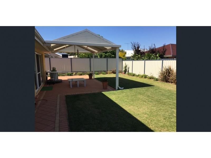 77 Bellavista Parade, Meadow Springs WA 6210