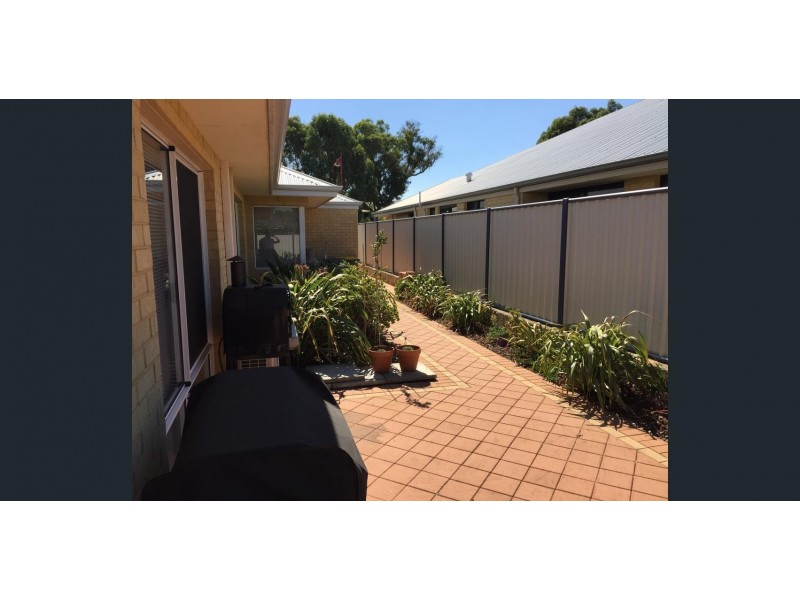 77 Bellavista Parade, Meadow Springs WA 6210