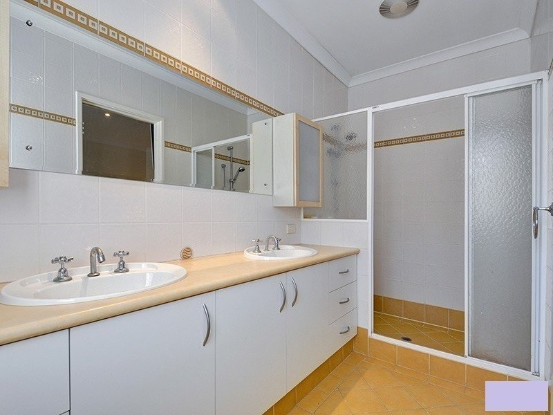 7 WALBROOK MEWS, Landsdale WA 6065