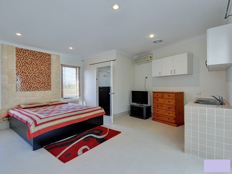 7 WALBROOK MEWS, Landsdale WA 6065