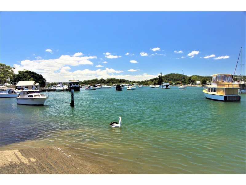 69 Rickard Rd, Empire Bay NSW 2257