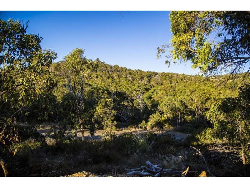 41 Onyx Road, Mount Richon WA 6112