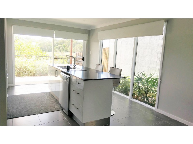 9 Harvey Lane, Meridan Plains QLD 4551