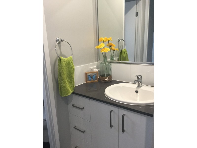 9 Harvey Lane, Meridan Plains QLD 4551