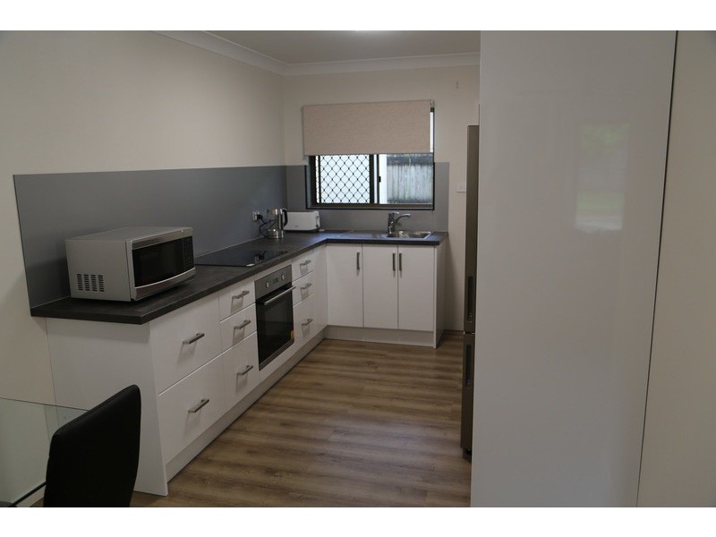 1/59 Woodward Street, Edge Hill QLD 4870