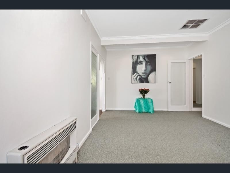 31 Padbury Road, Gilles Plains SA 5086