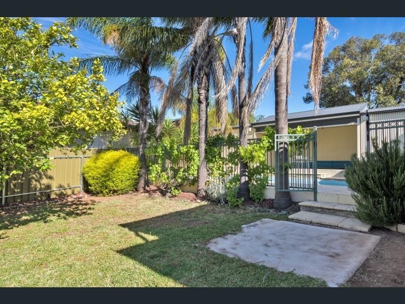 31 Padbury Road, Gilles Plains SA 5086