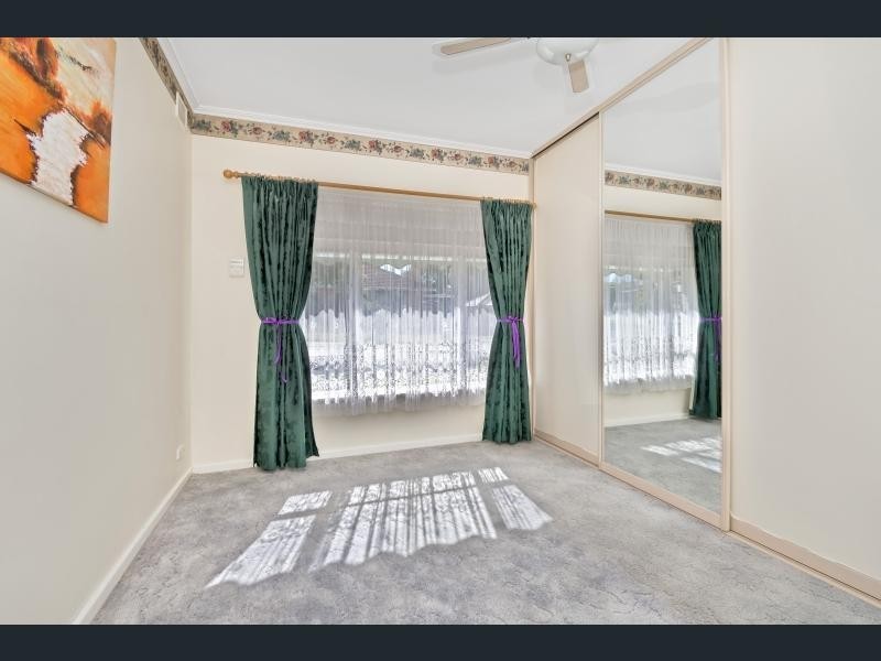 31 Padbury Road, Gilles Plains SA 5086