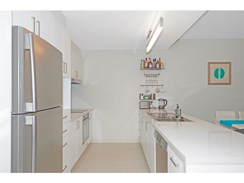 72/16 Midgegooroo Avenue, Cockburn Central WA 6164