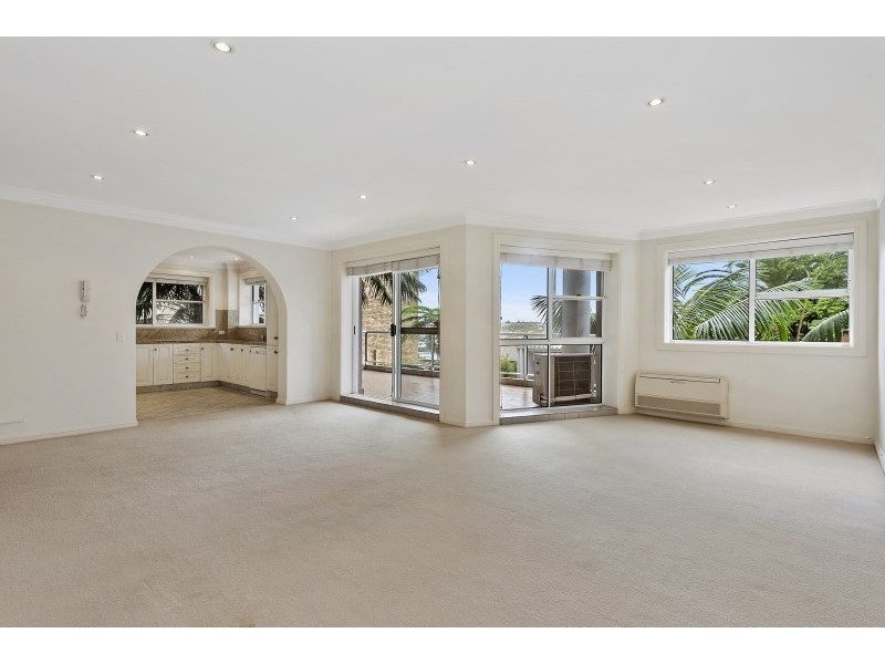 2/3 Parriwi Road, Mosman NSW 2088