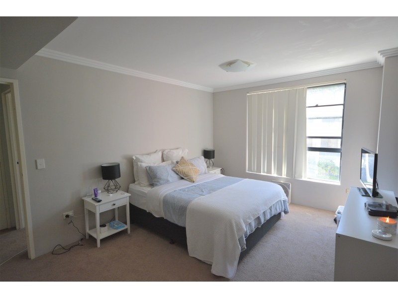 28/24-26 Watt st, Gosford NSW 2250
