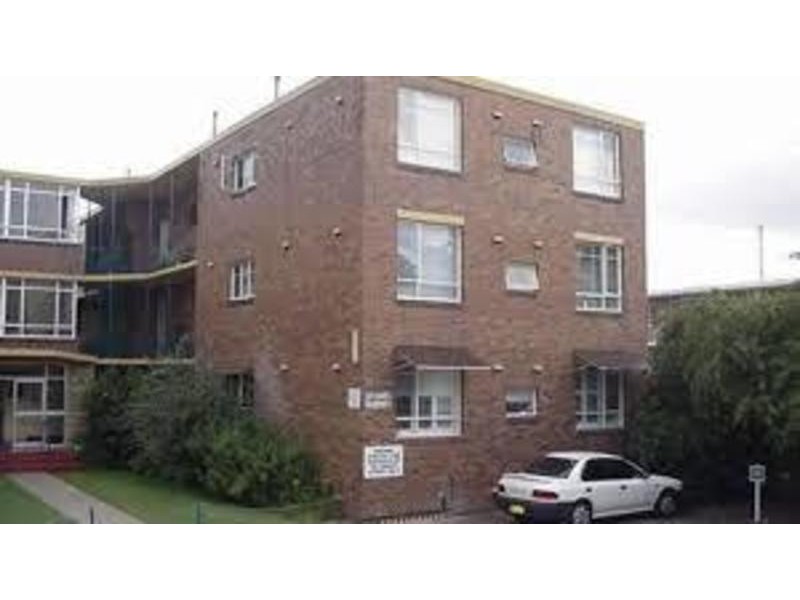 17/18a Ewart Street, Marrickville NSW 2204