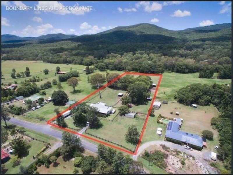25 Lucas Rd, Tamborine QLD 4270