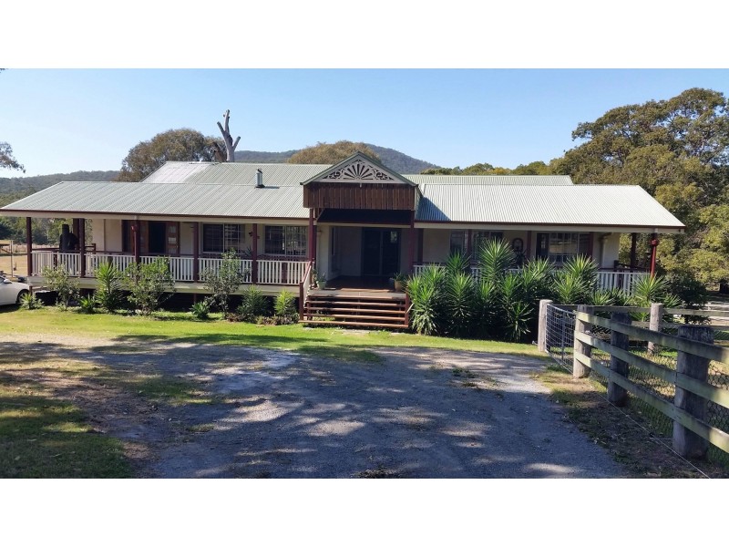 25 Lucas Rd, Tamborine QLD 4270