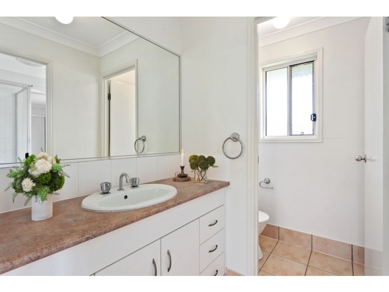 11 Kristy Court, Raceview QLD 4305