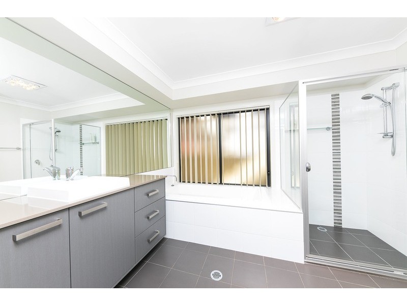 15 Farnell St, Nabiac NSW 2312