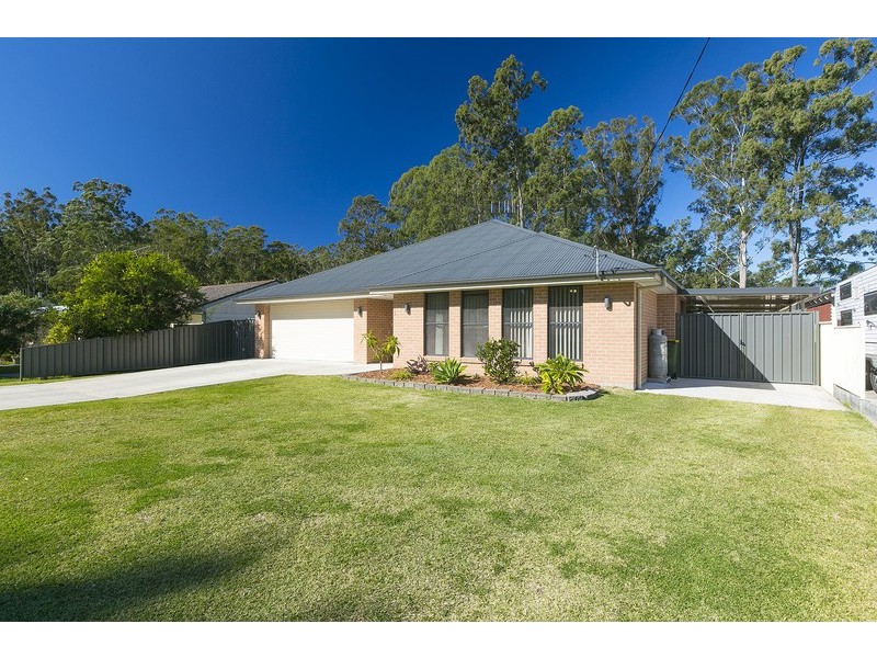 15 Farnell St, Nabiac NSW 2312