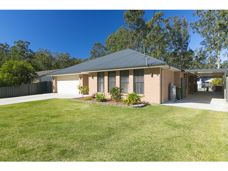 15 Farnell St, Nabiac NSW 2312