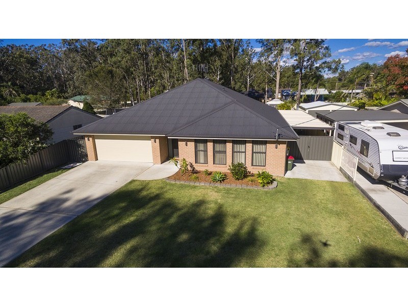 15 Farnell St, Nabiac NSW 2312